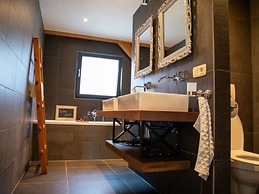 Modern & Garden-view Holiday Home in Alphen