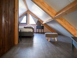 Modern & Garden-view Holiday Home in Alphen