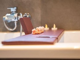 Modern & Garden-view Holiday Home in Alphen