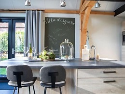 Modern & Garden-view Holiday Home in Alphen