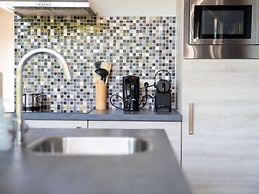 Modern & Garden-view Holiday Home in Alphen