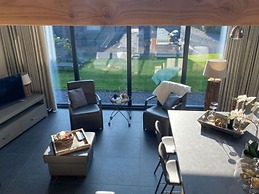 Modern & Garden-view Holiday Home in Alphen