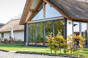 Modern & Garden-view Holiday Home in Alphen