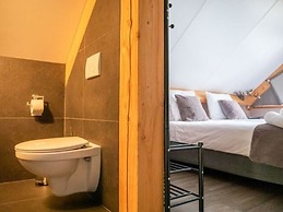 Modern & Garden-view Holiday Home in Alphen