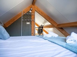 Modern & Garden-view Holiday Home in Alphen