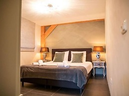 Modern & Garden-view Holiday Home in Alphen