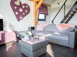 Modern & Garden-view Holiday Home in Alphen