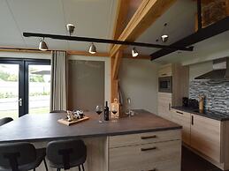 Modern & Garden-view Holiday Home in Alphen