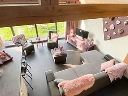 Modern & Garden-view Holiday Home in Alphen