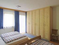 Holiday Home Emberger, Fugen