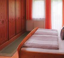 Holiday Home Emberger, Fugen