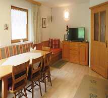 Holiday Home Emberger, Fugen