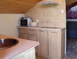 Bungalow in Kolczewo With Parking Space