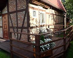 Bungalow in Kolczewo With Parking Space