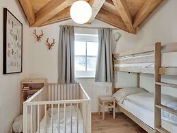 Modern Chalet in Muhlbach am Hochkonig Near Ski Area