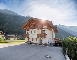 Apartment in Neustift With a ski Storage