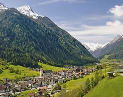 Apartment in Neustift With a ski Storage