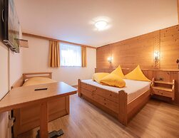 Apartment in Neustift With a ski Storage