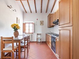 Cosy Agriturismo in Toscana With Outdoor Swimming Pool