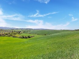 Cosy Agriturismo in Toscana With Outdoor Swimming Pool