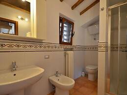 Cosy Agriturismo in Toscana With Outdoor Swimming Pool