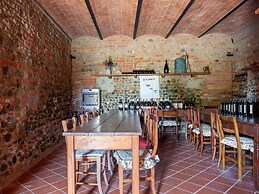 Cosy Agriturismo in Toscana With Outdoor Swimming Pool