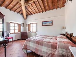 Cosy Agriturismo in Toscana With Outdoor Swimming Pool