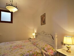 Cosy Agriturismo in Toscana With Outdoor Swimming Pool