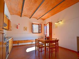 Cosy Agriturismo in Toscana With Outdoor Swimming Pool