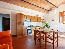 Cosy Agriturismo in Toscana With Outdoor Swimming Pool