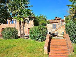 Cosy Agriturismo in Toscana With Outdoor Swimming Pool