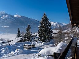 Cozy Apartment in Niedernsill With a Great View