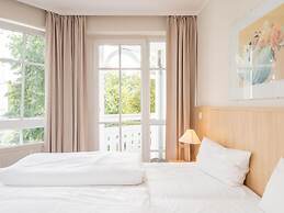 Apartment in a Lakeside Park in Sellin With a Balcony