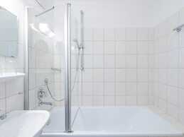 Apartment in a Lakeside Park in Sellin With a Balcony