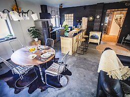 Premium Apartment in Saint-quirin With Garden