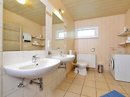 Garden-view Apartment in Heringhausen Lake City Centre