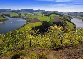 Garden-view Apartment in Heringhausen Lake City Centre