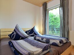 Garden-view Apartment in Heringhausen Lake City Centre