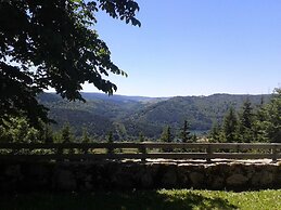 Charming Farmhouse in Cros-de-georand With Swimming Pool