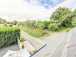 Welcoming Holiday Home in Brainville With Fenced Garden