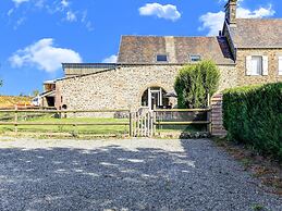 Welcoming Holiday Home in Brainville With Fenced Garden
