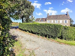 Welcoming Holiday Home in Brainville With Fenced Garden