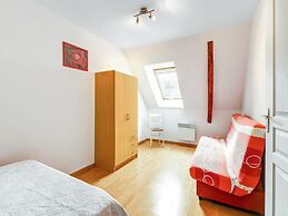 Welcoming Holiday Home in Brainville With Fenced Garden