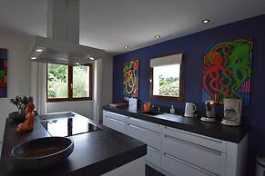 Villa With Heated Pool, Jacuzzi, Sports Field and Stunning Views