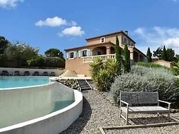 Villa With Heated Pool, Jacuzzi, Sports Field and Stunning Views