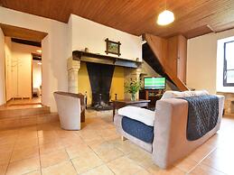 Quaint Home in Berbiguieres, Valley of the Castles at 15min