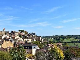 Quaint Home in Berbiguieres, Valley of the Castles at 15min