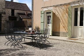 Boutique Holiday Home in Bouix With Garden