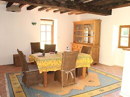 Boutique Holiday Home in Bouix With Garden