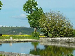 Boutique Holiday Home in Bouix With Garden